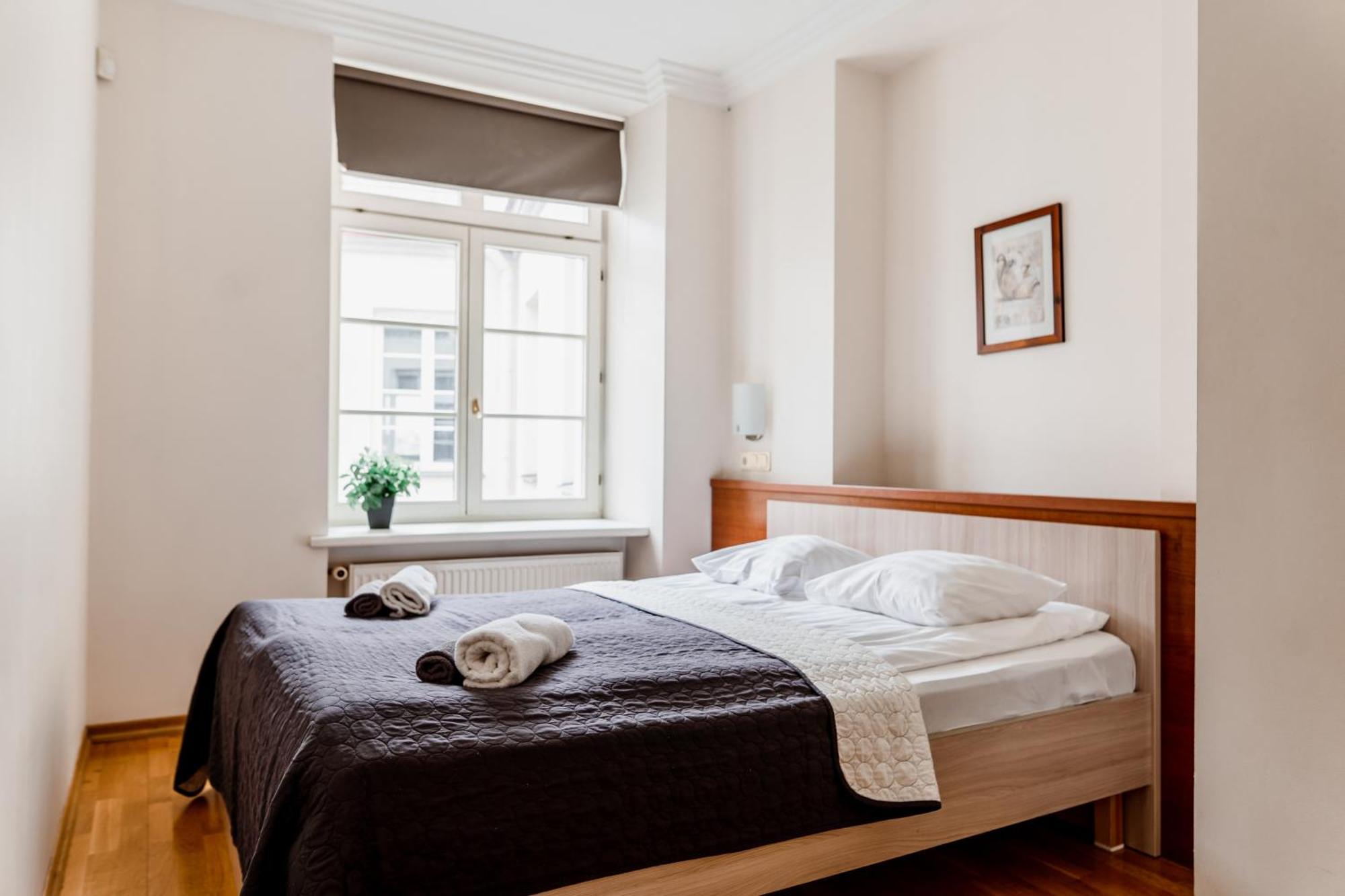 Town Hall Square Apartment With Sauna Tallinn Exterior photo